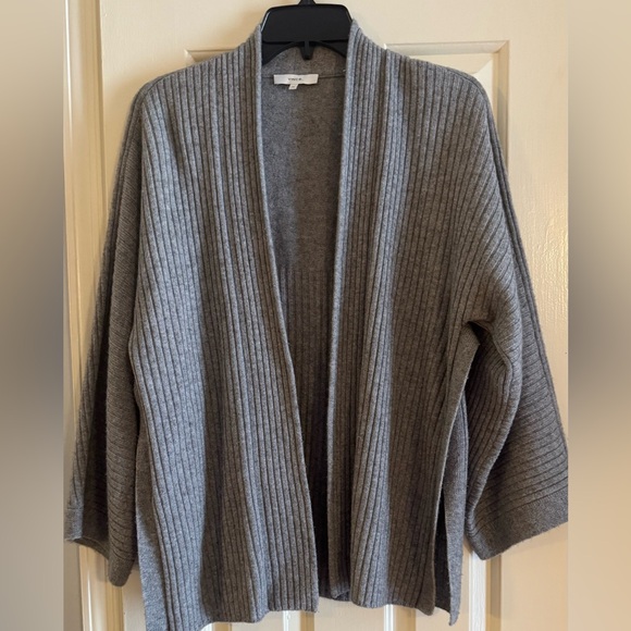 VINCE Gray Ribbed Wool & Cashmere Split Panel
Cardigan - Picture 7 of 10